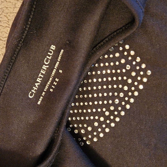 Black longsleeve shirt with rhinestone heart - Picture 6 of 6